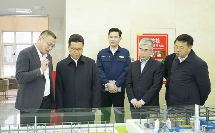 徐州市市長(zhǎng)王劍鋒一行到訪瑞馬智能